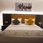 Tura Residence