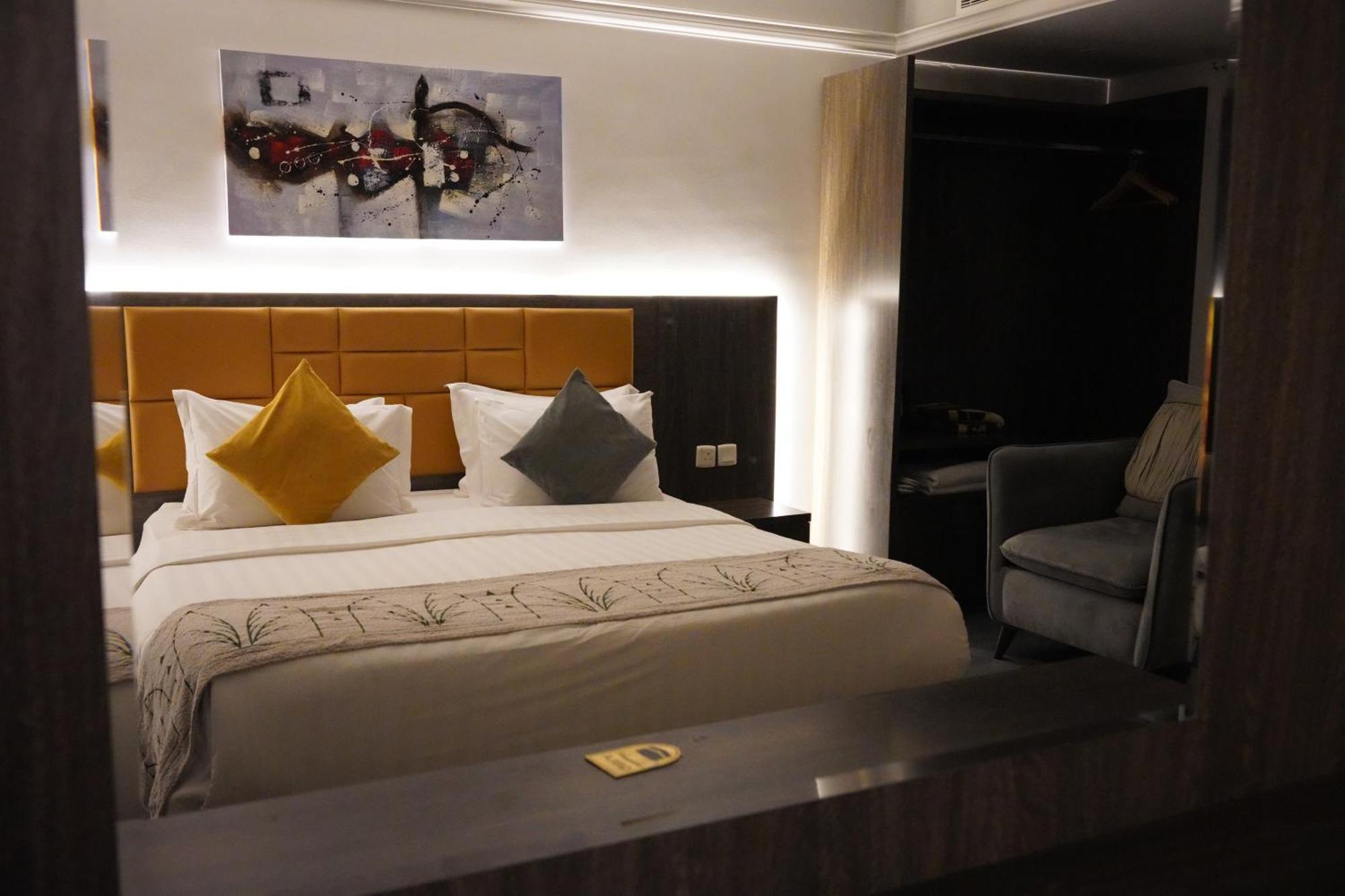 Tura 3* Riyadh