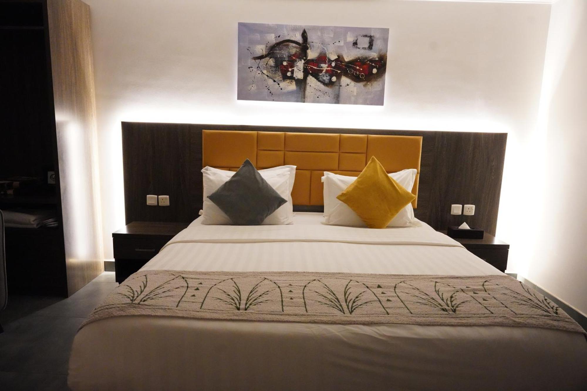 Aparthotel Tura
